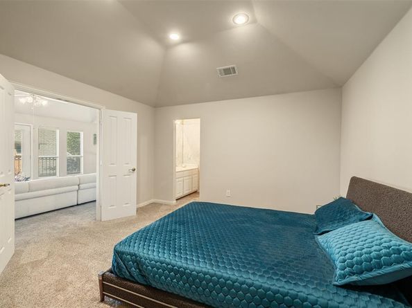 3321  Kendall Lane , Irving Texas 75062