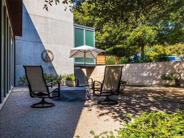 709  Kessler Woods Trail , Dallas Texas 75208
