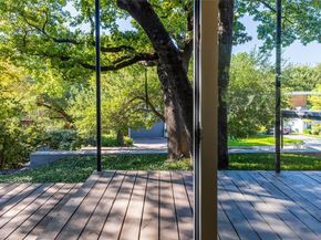 709  Kessler Woods Trail , Dallas Texas 75208
