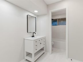 1223  Farnham Court E, Irving Texas 75062