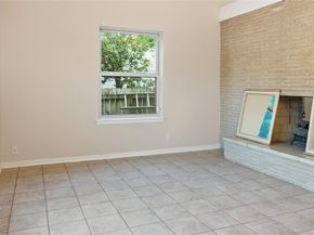 1223  Farnham Court E, Irving Texas 75062