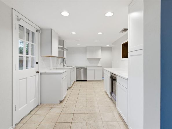 1223  Farnham Court E, Irving Texas 75062