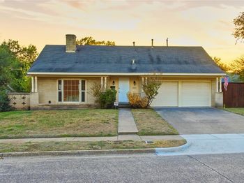 1223  Farnham Court E