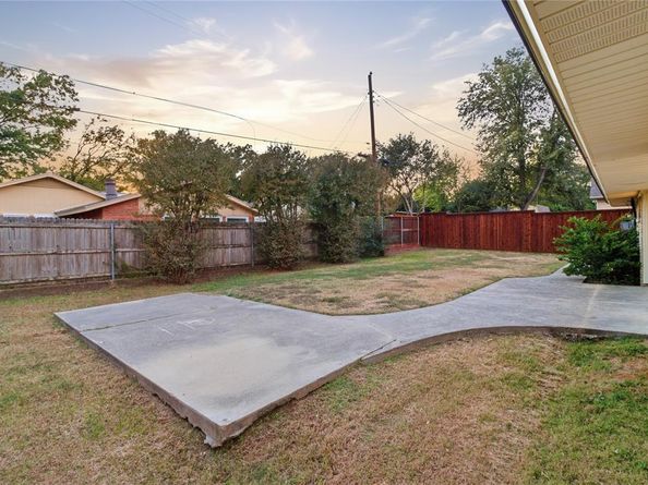 1223  Farnham Court E, Irving Texas 75062