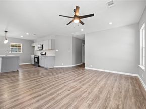 1616 E Robert Street , Fort Worth Texas 76104