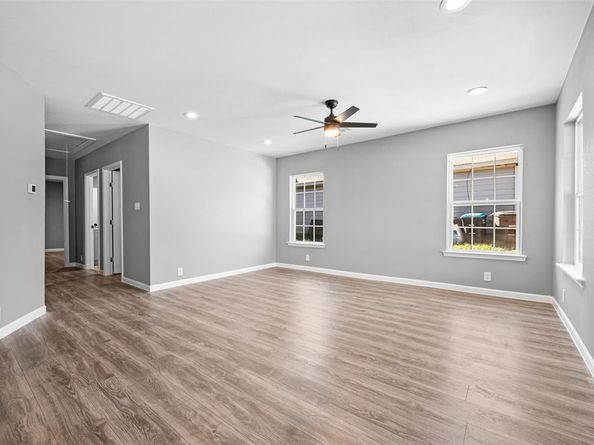 1616 E Robert Street , Fort Worth Texas 76104