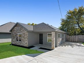 1616 E Robert Street , Fort Worth Texas 76104