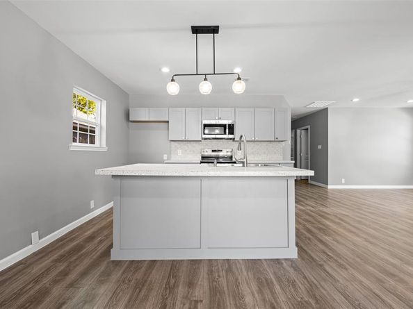 1616 E Robert Street , Fort Worth Texas 76104