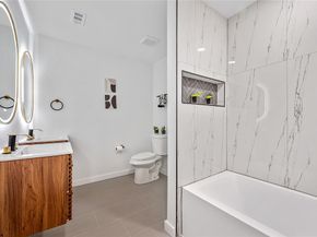 5608  Helmick Avenue , Fort Worth Texas 76107