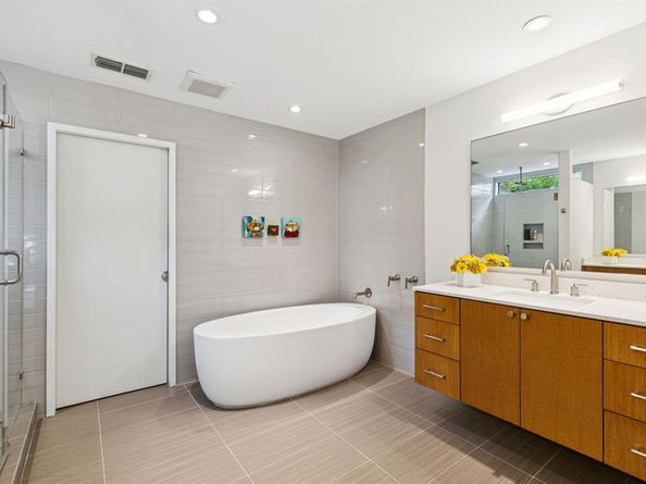 7904  Deer Trail Drive , Dallas Texas 75238