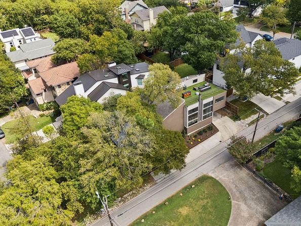 7904  Deer Trail Drive , Dallas Texas 75238