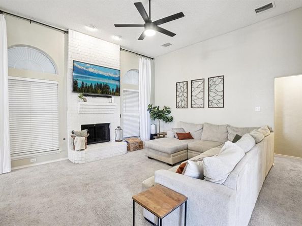 1424  Bogard Lane , Lewisville Texas 75077