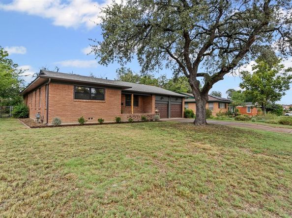 4920  Rector Avenue , Fort Worth Texas 76133