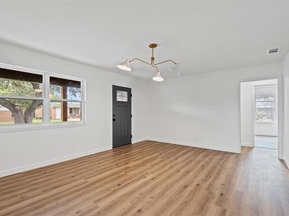 4920  Rector Avenue , Fort Worth Texas 76133