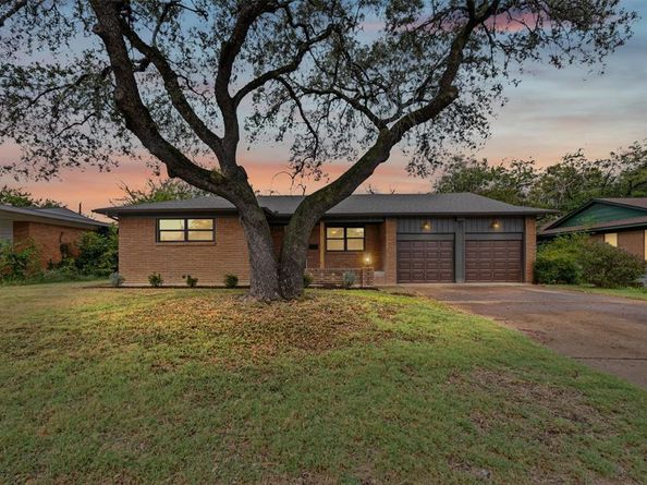 4920  Rector Avenue , Fort Worth Texas 76133