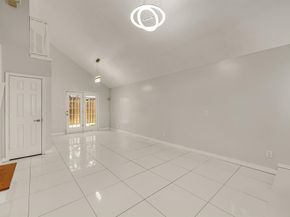 1563  Mccoy Street , Dallas Texas 75204