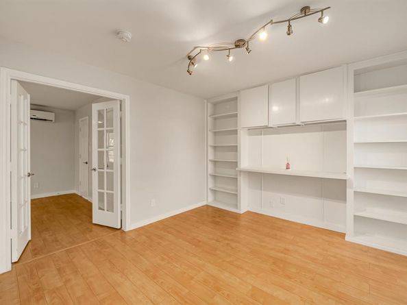 1563  Mccoy Street , Dallas Texas 75204
