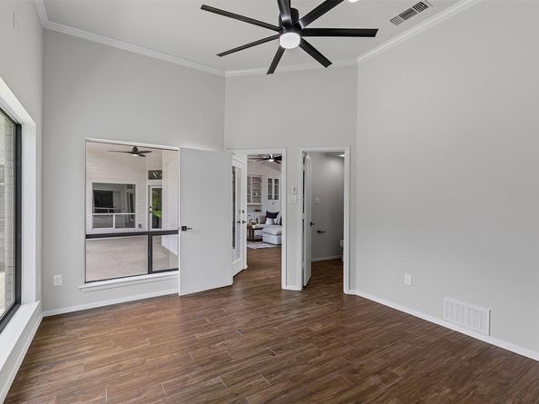 2109  Greta Lane , Fort Worth Texas 76120