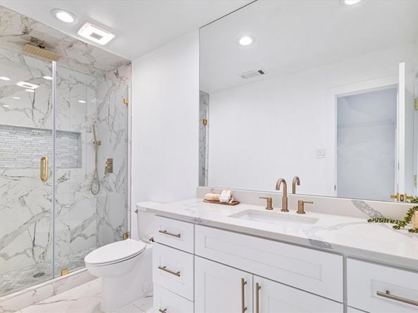 5407  Westgrove Drive , Dallas Texas 75248