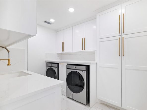 5407  Westgrove Drive , Dallas Texas 75248