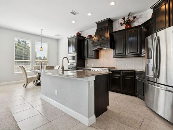 2823  Mastil Road , Grand Prairie Texas 75054