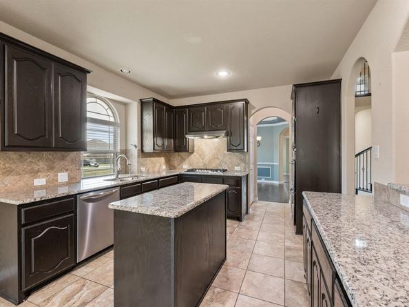 203  Chateau Avenue , Kennedale Texas 76060