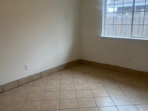 4443  Falls Drive , Dallas Texas 75211
