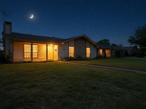1914  Snowmass Lane , Garland Texas 75044