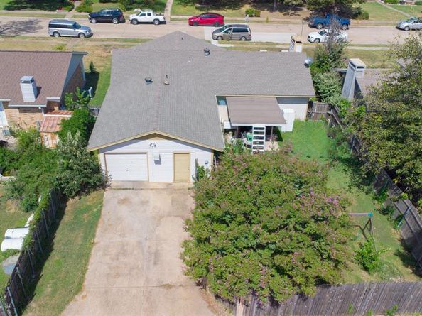 1914  Snowmass Lane , Garland Texas 75044