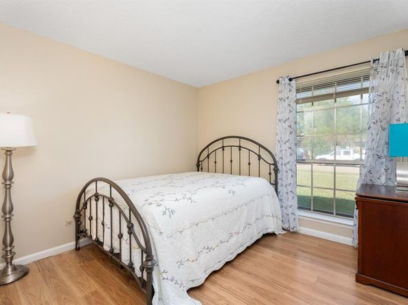 1914  Snowmass Lane , Garland Texas 75044