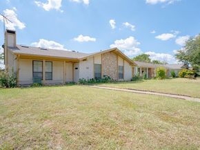 1914  Snowmass Lane , Garland Texas 75044