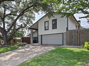1008  Via Valencia  , Mesquite Texas 75150