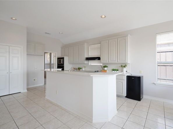4226  Squaw Creek Drive , Frisco Texas 75035