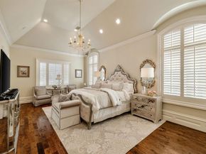1  Bretton Woods Way , Dallas Texas 75220