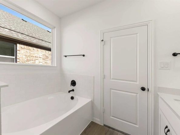 1015  Colgate Circle , Princeton Texas 75407