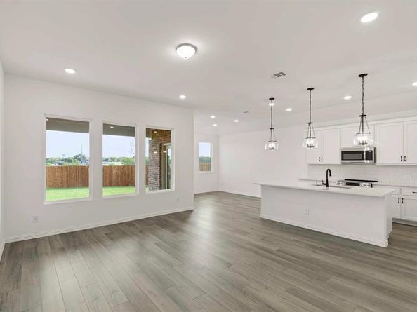 1015  Colgate Circle , Princeton Texas 75407