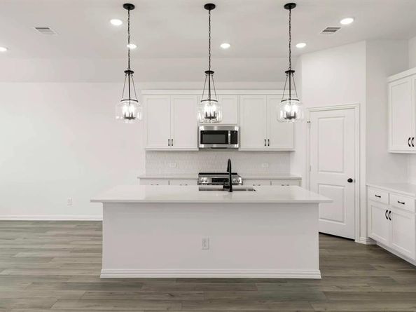 1015  Colgate Circle , Princeton Texas 75407