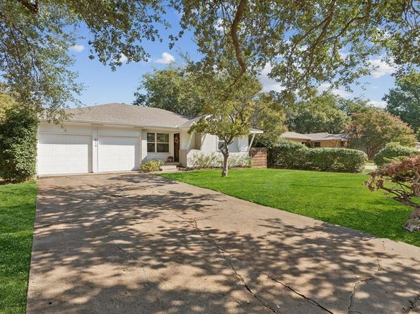514  Vernet Street , Richardson Texas 75080