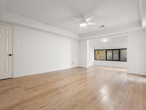 1111  Portales Lane , Irving Texas 75061