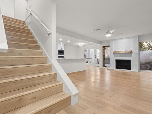 1111  Portales Lane , Irving Texas 75061