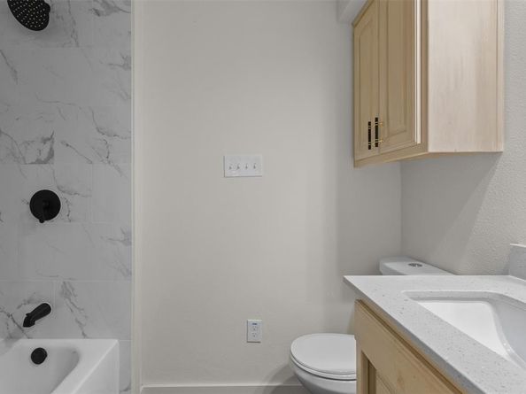 1111  Portales Lane , Irving Texas 75061