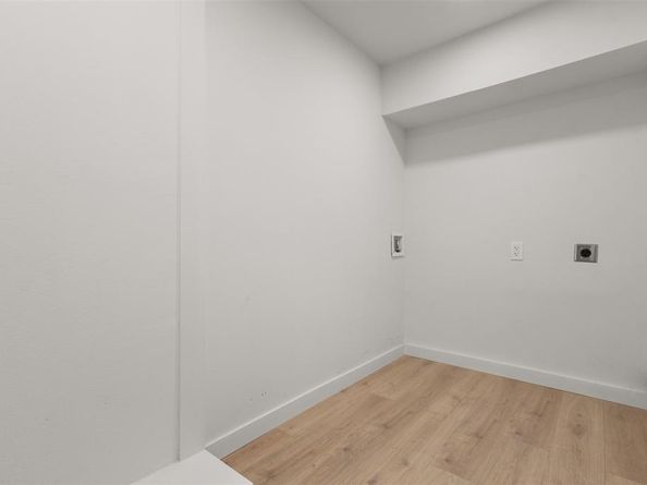 1111  Portales Lane , Irving Texas 75061