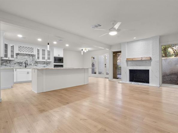 1111  Portales Lane , Irving Texas 75061