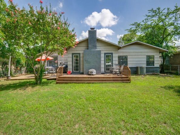 3644 W Seminary Drive , Fort Worth Texas 76109