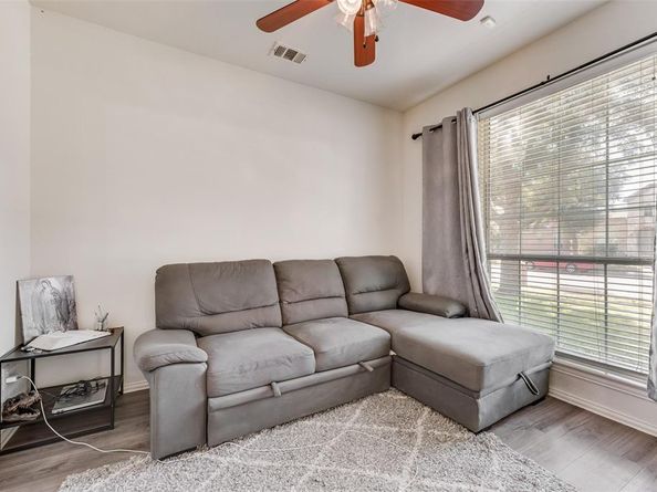 6810  Amesbury Lane , Rowlett Texas 75089