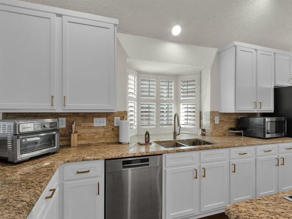 108  Hearthwood Drive , Coppell Texas 75019