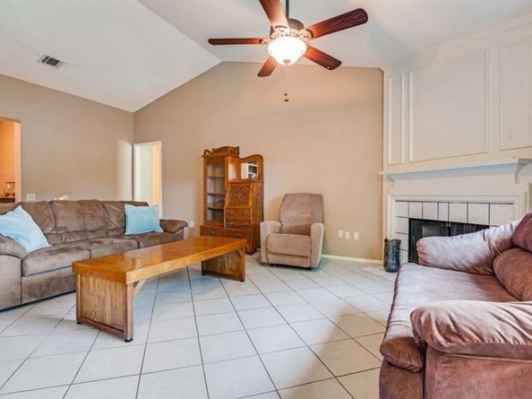 6215  Echo Summit Lane , Arlington Texas 76017