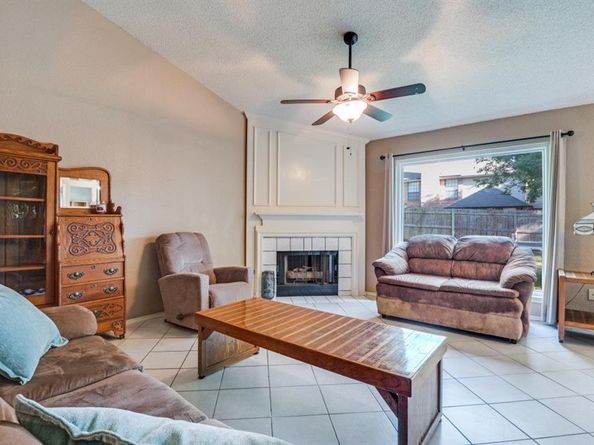6215  Echo Summit Lane , Arlington Texas 76017