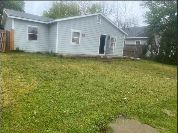 3411  Mclean Street , Fort Worth Texas 76103