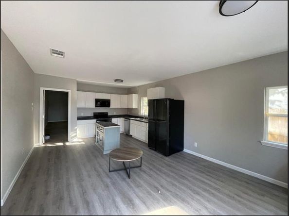 3411  Mclean Street , Fort Worth Texas 76103